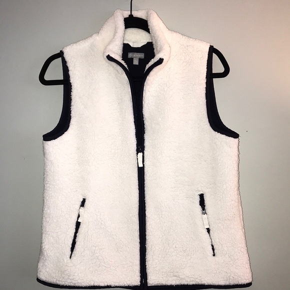 Talbots Faux Sherpa White Vest Size MP - Picture 2 of 6